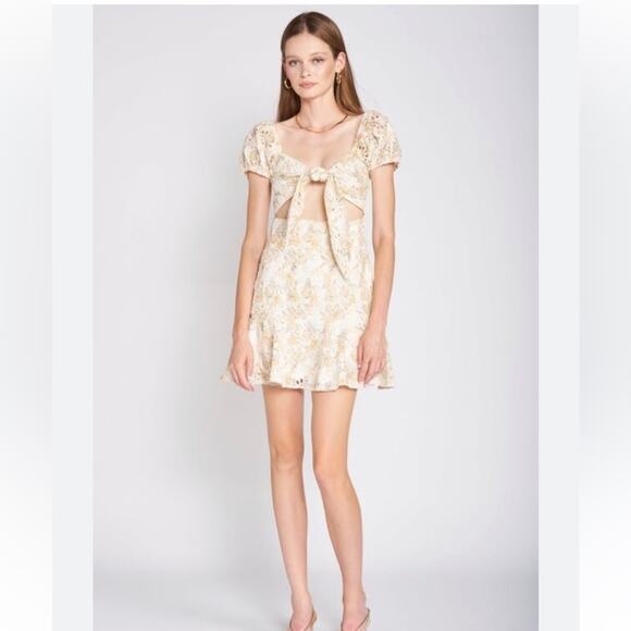 En Saison Floral Eyelet Mini Dress Puff Sleeve Cottagecore XS - Picture 1 of 10